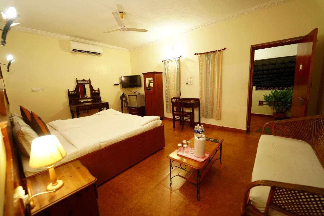 Hotel Mahabs Mahábalipuram Kültér fotó